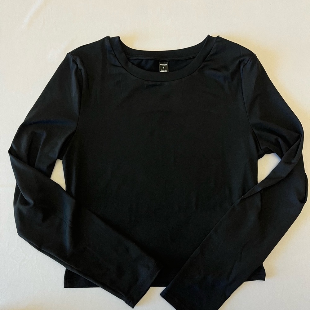 Elegant Black Long Sleeve Women's Top - Picture 2 of 3